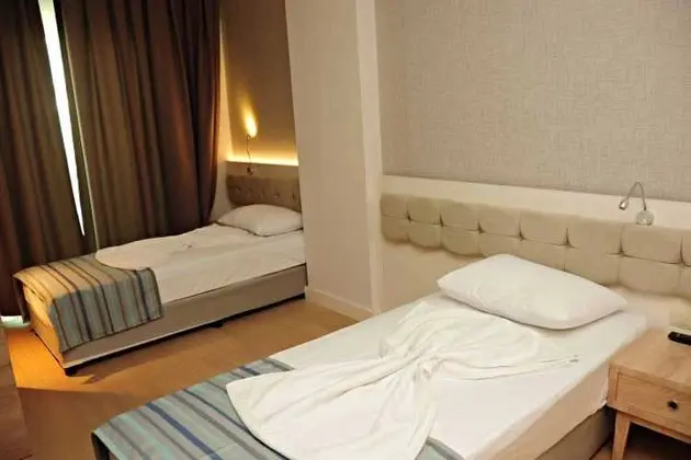 Standart Aile Odası
