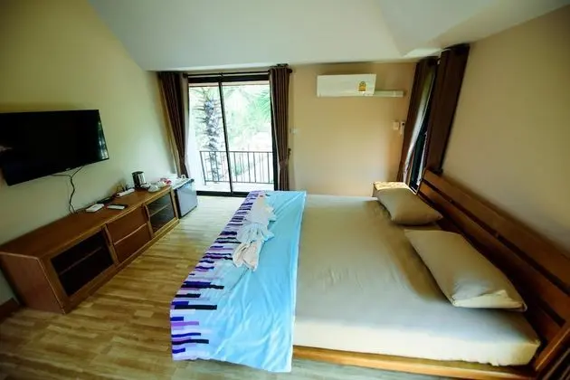 Standard Room with Mountain View