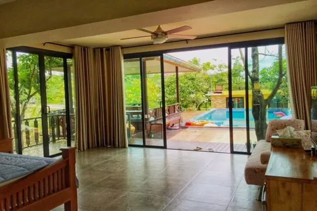 Standard Room with Pool Access