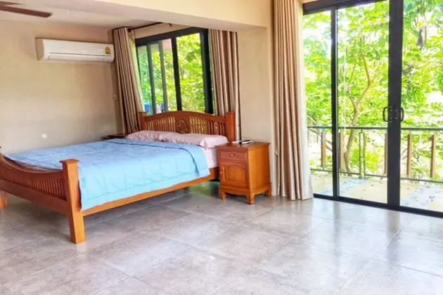 Standard Room with Pool Access