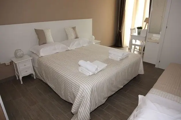Üç Kişilik Oda, Balkon