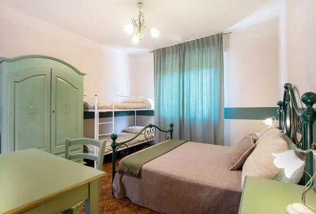 Standard Dört Kişilik Oda