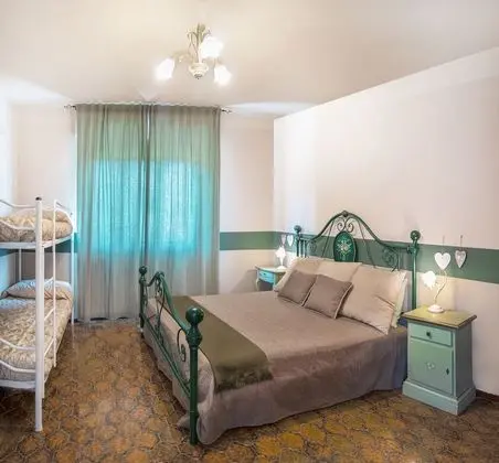 Standard Dört Kişilik Oda