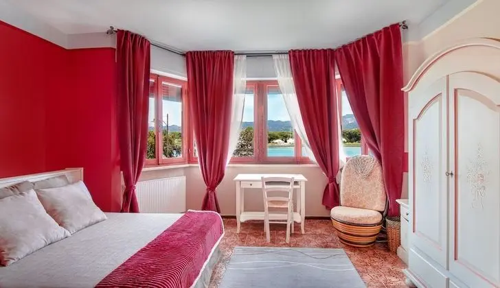 Standard Tek Büyük veya İki Ayrı Yataklı Oda