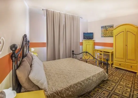 Standard Üç Kişilik Oda