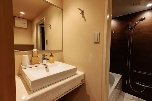 Signature Tek Büyük Yataklı Oda, Sigara İçilmez (with Sofa)