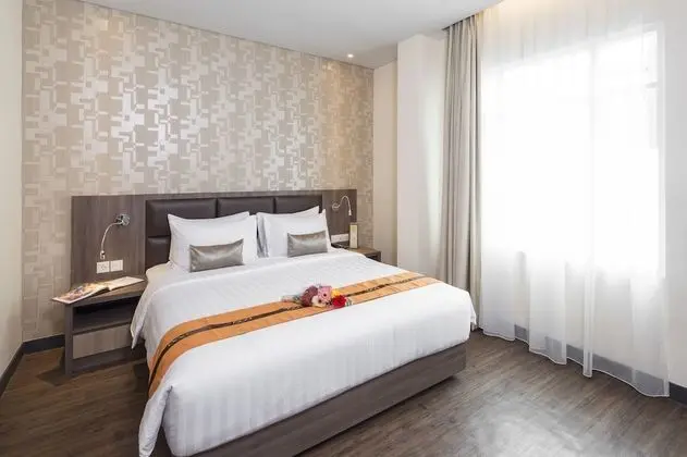 Deluxe Tek Büyük Yataklı Oda