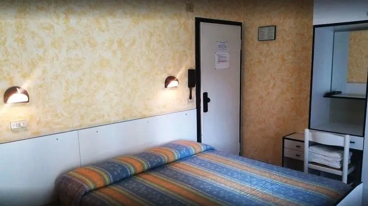 Standard Tek Büyük veya İki Ayrı Yataklı Oda, Deniz Manzaralı