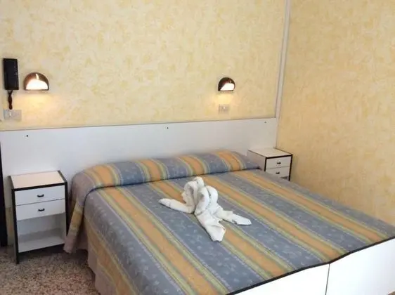 Standard Tek Büyük veya İki Ayrı Yataklı Oda, Deniz Manzaralı