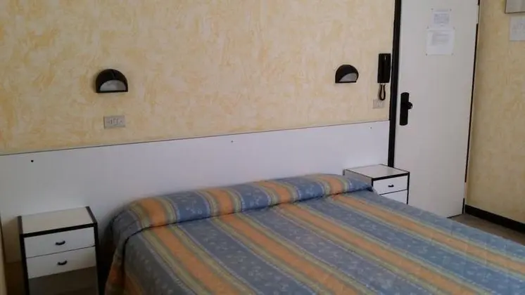 Standard Tek Büyük veya İki Ayrı Yataklı Oda, Deniz Manzaralı