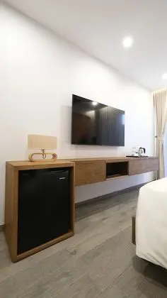 Luxury Oda
