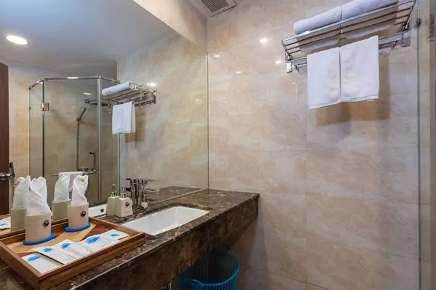 Deluxe Tek Büyük Yataklı Oda