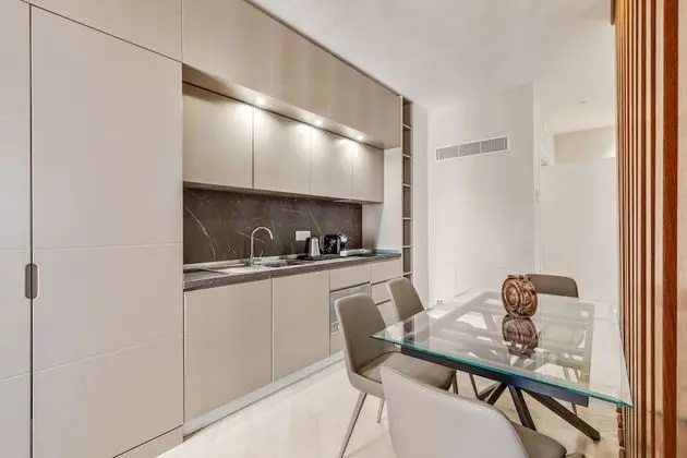 Deluxe Stüdyo Süit