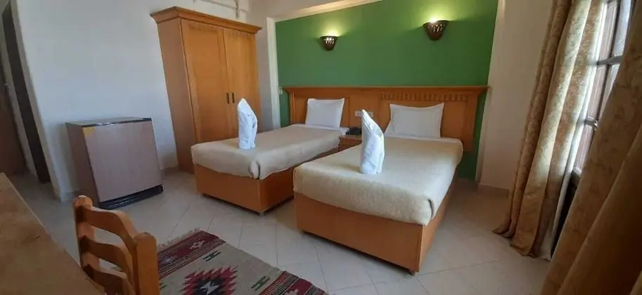 Standard Tek Büyük veya İki Ayrı Yataklı Oda, 1 Yatak Odası