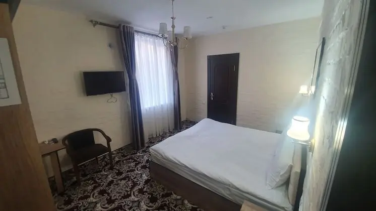 Standard Tek Büyük Yataklı Oda