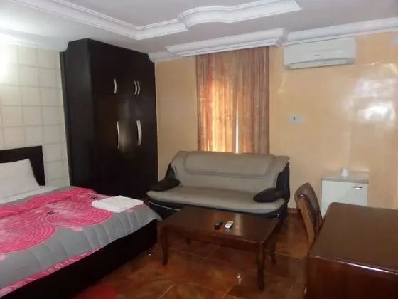 Queen Room