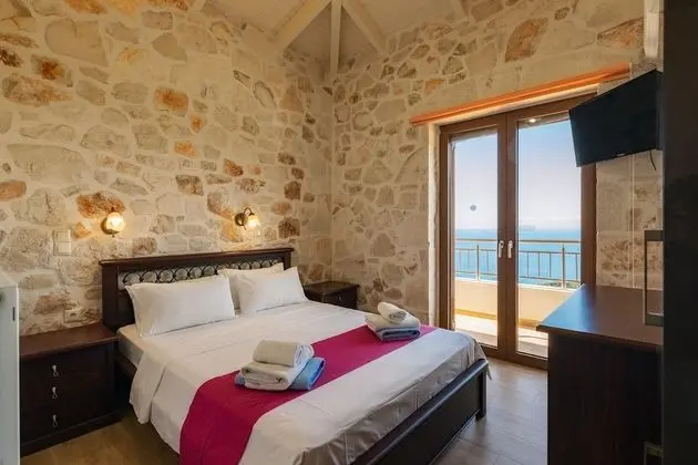 Villa, 3 Yatak Odası, Havuz Manzaralı