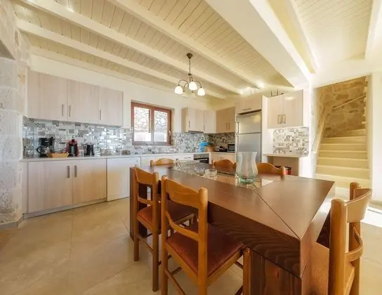 Villa, 3 Yatak Odası, Havuz Manzaralı