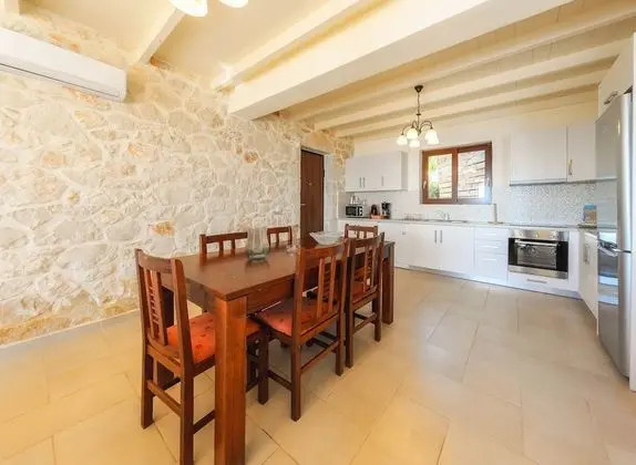 Villa, 3 Yatak Odası, Havuz Manzaralı