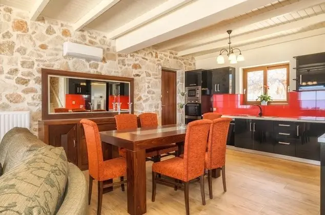 Villa, 3 Yatak Odası, Havuz Manzaralı