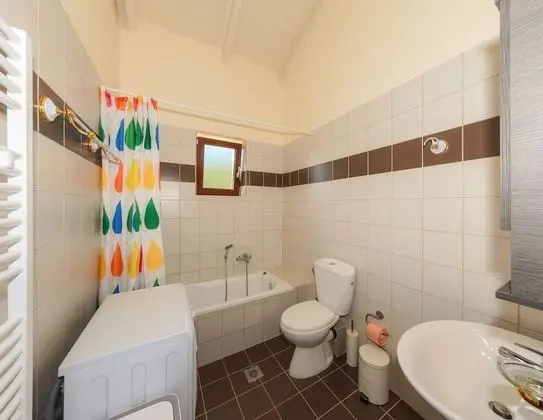 Villa, 3 Yatak Odası, Havuz Manzaralı