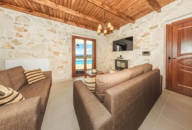 Traditional Villa, 3 Yatak Odası, Havuz Manzaralı