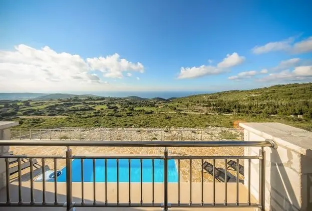 Traditional Villa, 3 Yatak Odası, Havuz Manzaralı