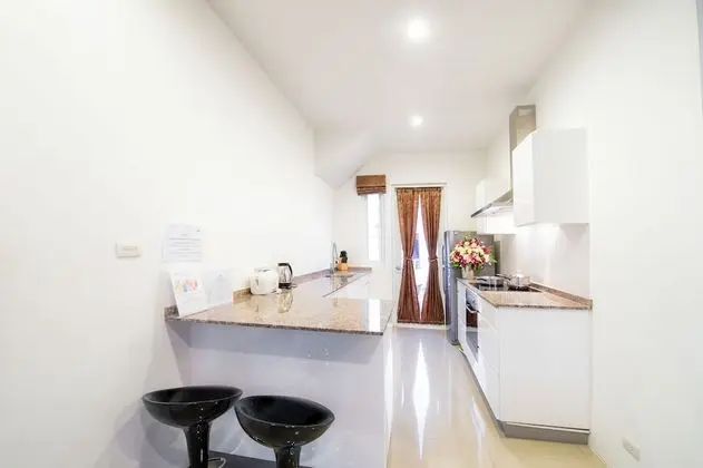 Executive Poolside Villa 2 Bedrooms
