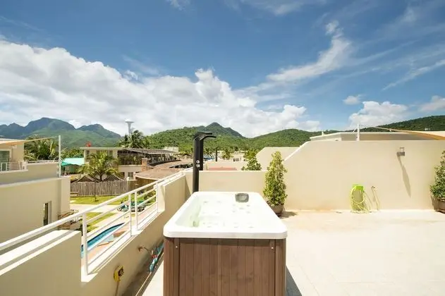 Lotus Poolside Townhouse