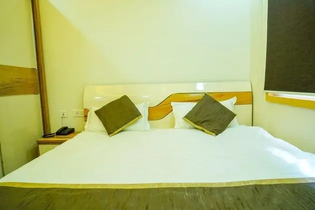 Luxury Tek Büyük Yataklı Oda