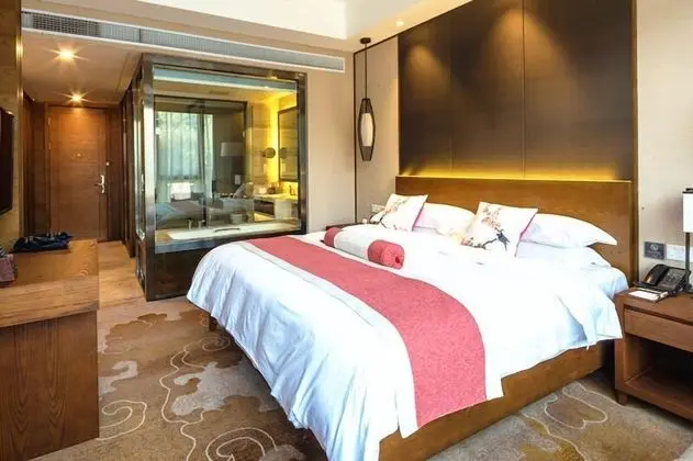 Deluxe Tek Büyük Yataklı Oda, Bahçe Manzaralı