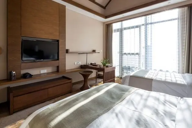 Family Oda, Bahçe Manzaralı