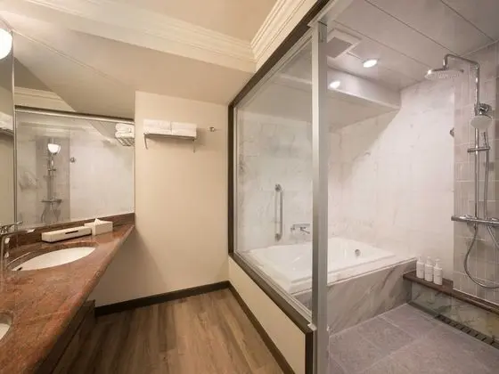 Superior Oda, Sigara İçilmez (5-7F / 64.9-68.4 Sqm)