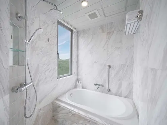 Superior Oda, Sigara İçilmez (5-7F / 64.9-68.4 Sqm)