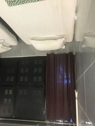 Business Tek Büyük Yataklı Oda