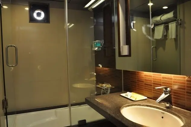 Luxury Oda, 1 En Büyük (King) Boy Yatak