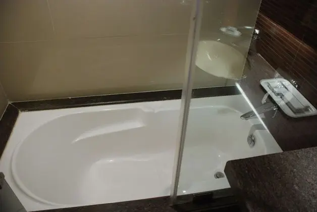 Luxury Oda, 1 En Büyük (King) Boy Yatak