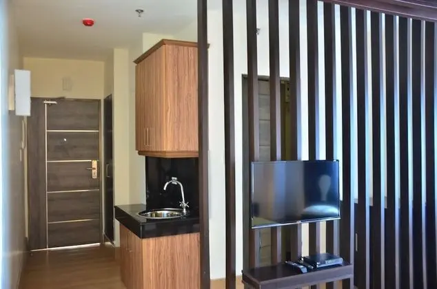 Deluxe Stüdyo, 1 Büyük (Queen) Boy Yatak, Küçük Mutfak, Kule