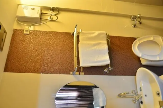 Standard Stüdyo, Şehir Manzaralı