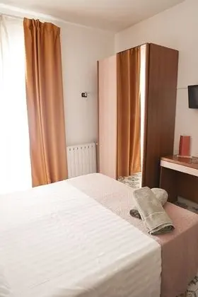 Standard Tek Büyük veya İki Ayrı Yataklı Oda, Balkon