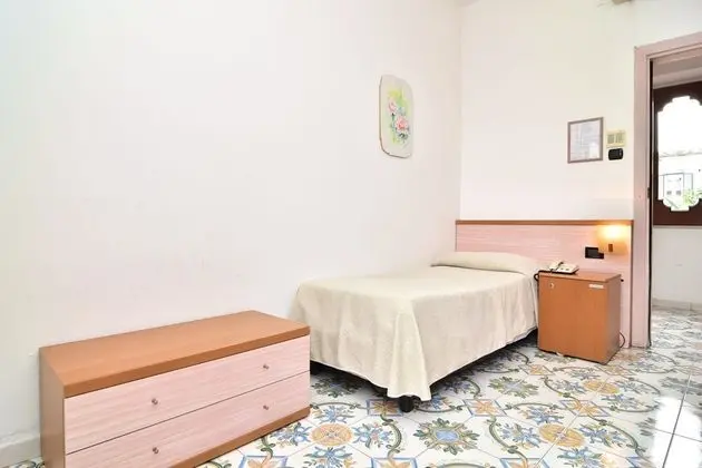 Standard Tek Kişilik Oda