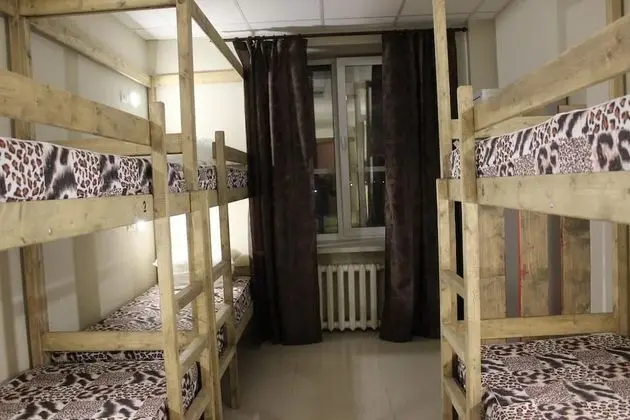 Ortak Ranzalı Oda, Sadece kadınlar için