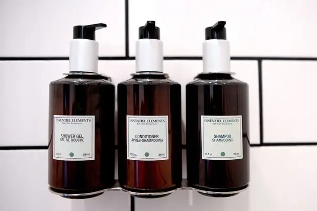 Oda, 1 En Büyük (King) Boy Yatak, Engellilere Uygun, Sigara İçilmez