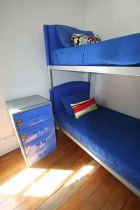 Ortak Ranzalı Oda, Ortak Banyo