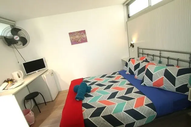 Tek Büyük Yataklı Oda, Ortak Banyo