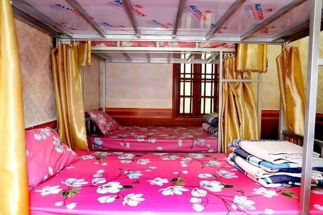 Ortak Ranzalı Oda, Karma Ranzalı Oda