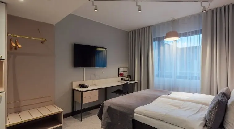 Standard Oda, 1 Büyük (Queen) Boy Yatak