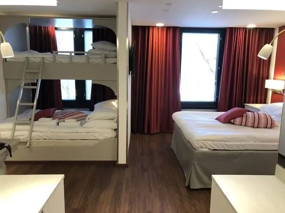 Standard Oda, 1 Büyük (Queen) Boy Yatak (two extra beds possible)