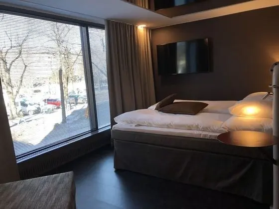 Superior Oda, 1 Büyük (Queen) Boy Yatak