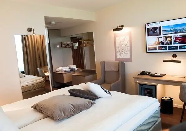 Superior Oda, 1 Büyük (Queen) Boy Yatak